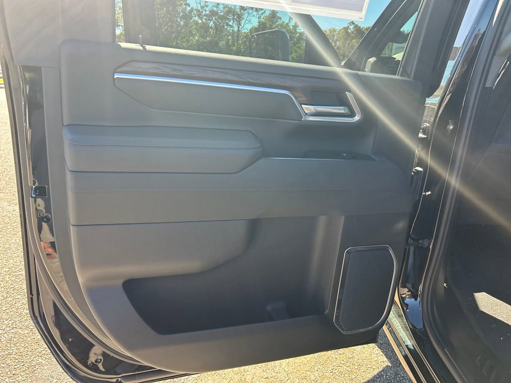 New 2026 GMC Sierra 2500 SLT w/ SLT Convenience Package image 24