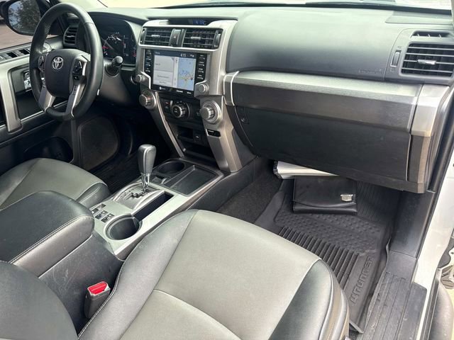 Used 2021 Toyota 4Runner SR5 Premium w/ Moonroof Package RWD image 19