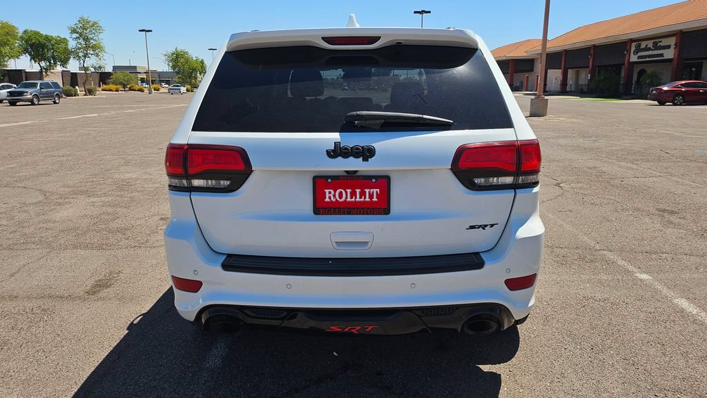 Used 2016 Jeep Grand Cherokee SRT AWD/4WD image 10