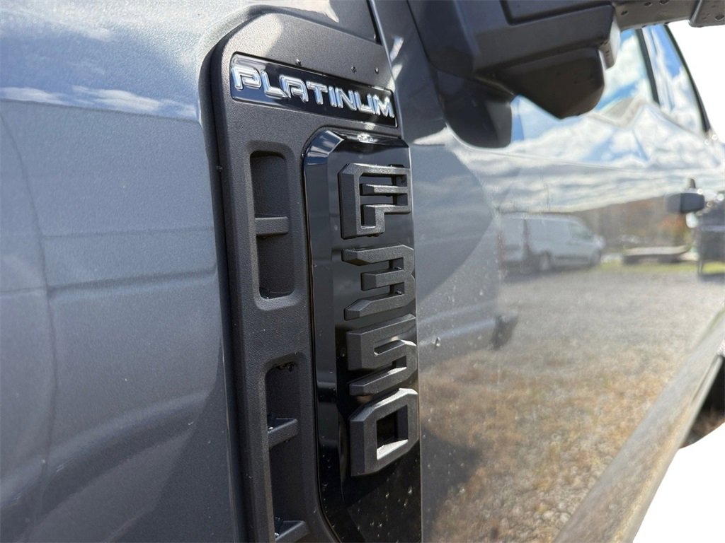 New 2026 Ford F350 Platinum image 2
