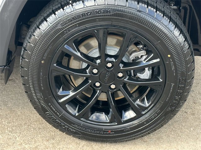 Used 2023 Jeep Cherokee Altitude Lux image 8