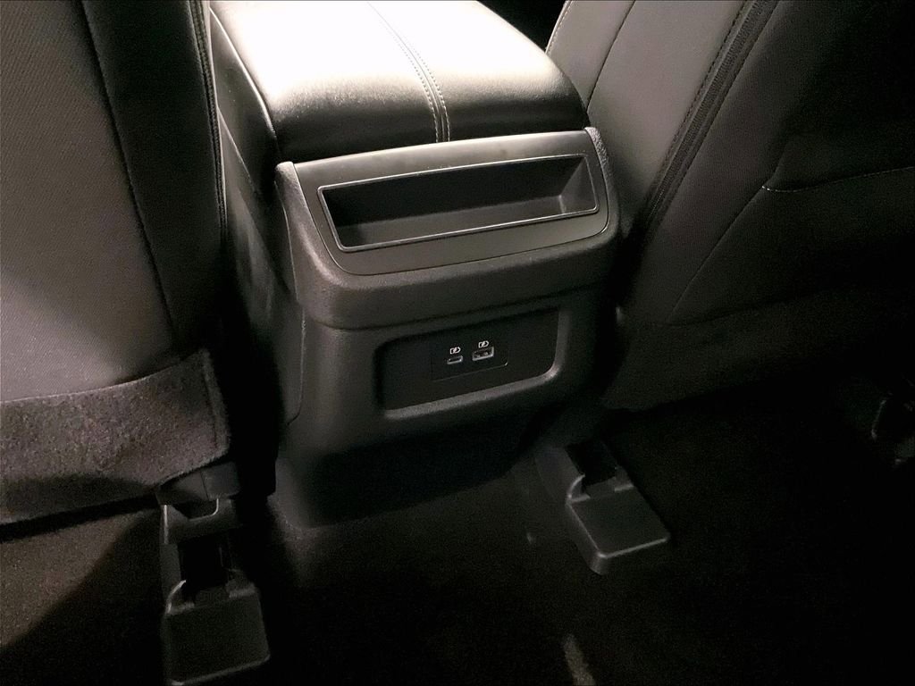 Used 2024 Nissan Pathfinder S AWD/4WD image 28