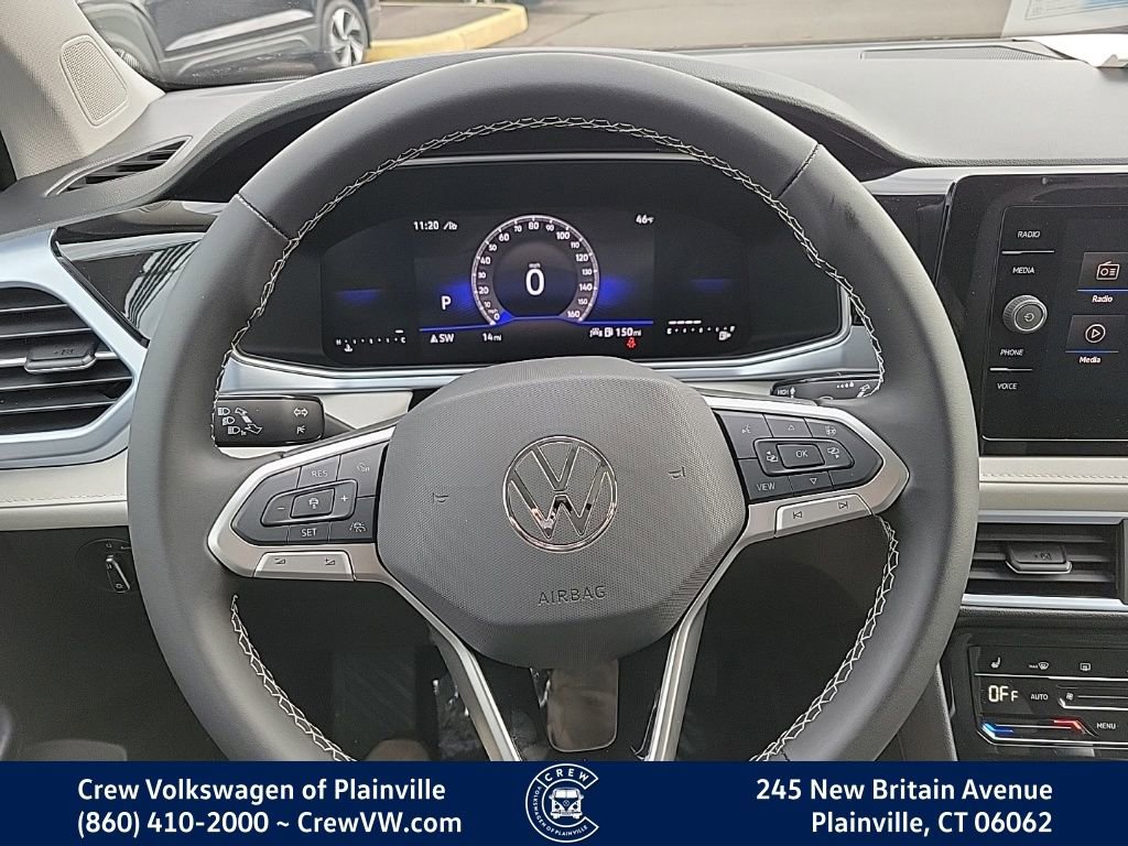 New 2026 Volkswagen Taos SE image 5