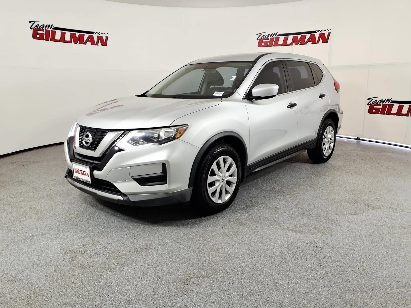 Used 2017 Nissan Rogue S FWD image 3