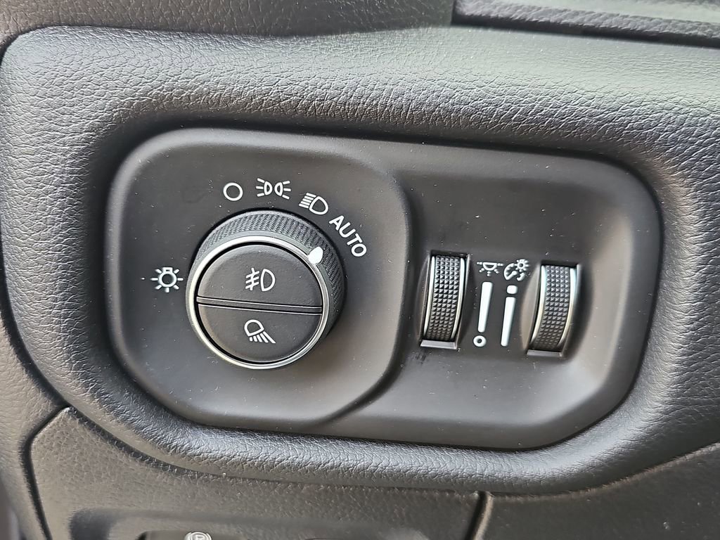 Certified 2021 RAM 1500 Laramie AWD/4WD image 25