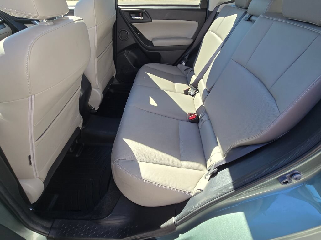 Used 2016 Subaru Forester 2.5i Touring w/ Eyesight & Navigation System AWD/4WD image 16