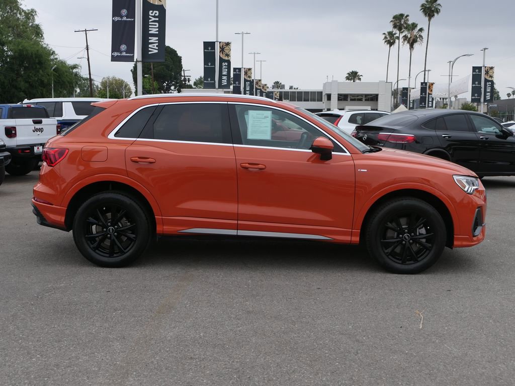 Used 2024 Audi Q3 2.0T Premium AWD/4WD image 3