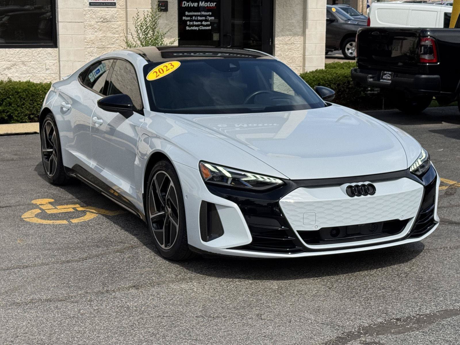 Used 2023 Audi RS e-tron GT w/ Carbon Performance Package AWD/4WD image 17