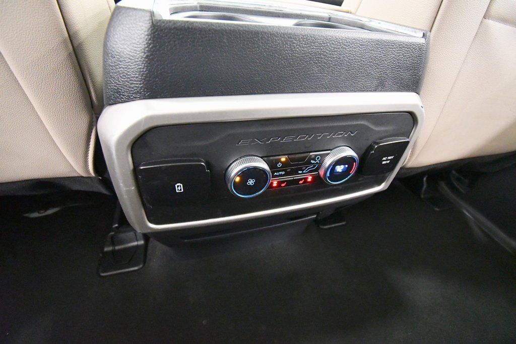 Used 2024 Ford Expedition Max Limited image 17
