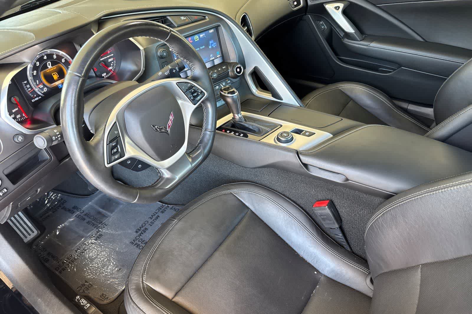 Used 2019 Chevrolet Corvette Stingray Coupe w/ Carbon Flash Badge Package RWD image 3