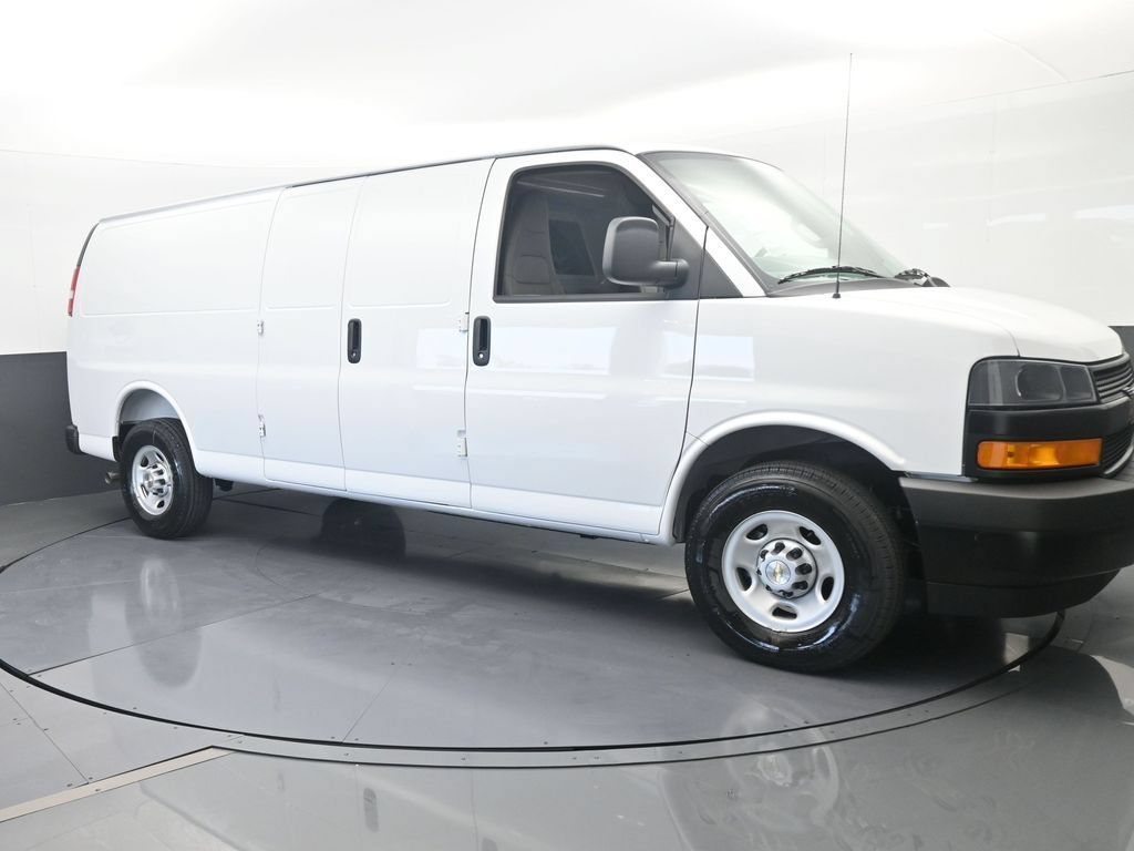 New 2026 Chevrolet Express 2500 Extended w/ Driver Convenience Package RWD image 8