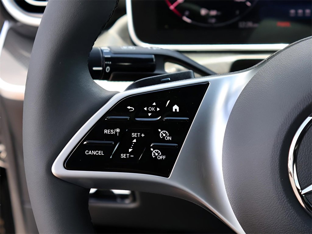 Certified 2025 Mercedes-Benz C 300 4MATIC Sedan image 31