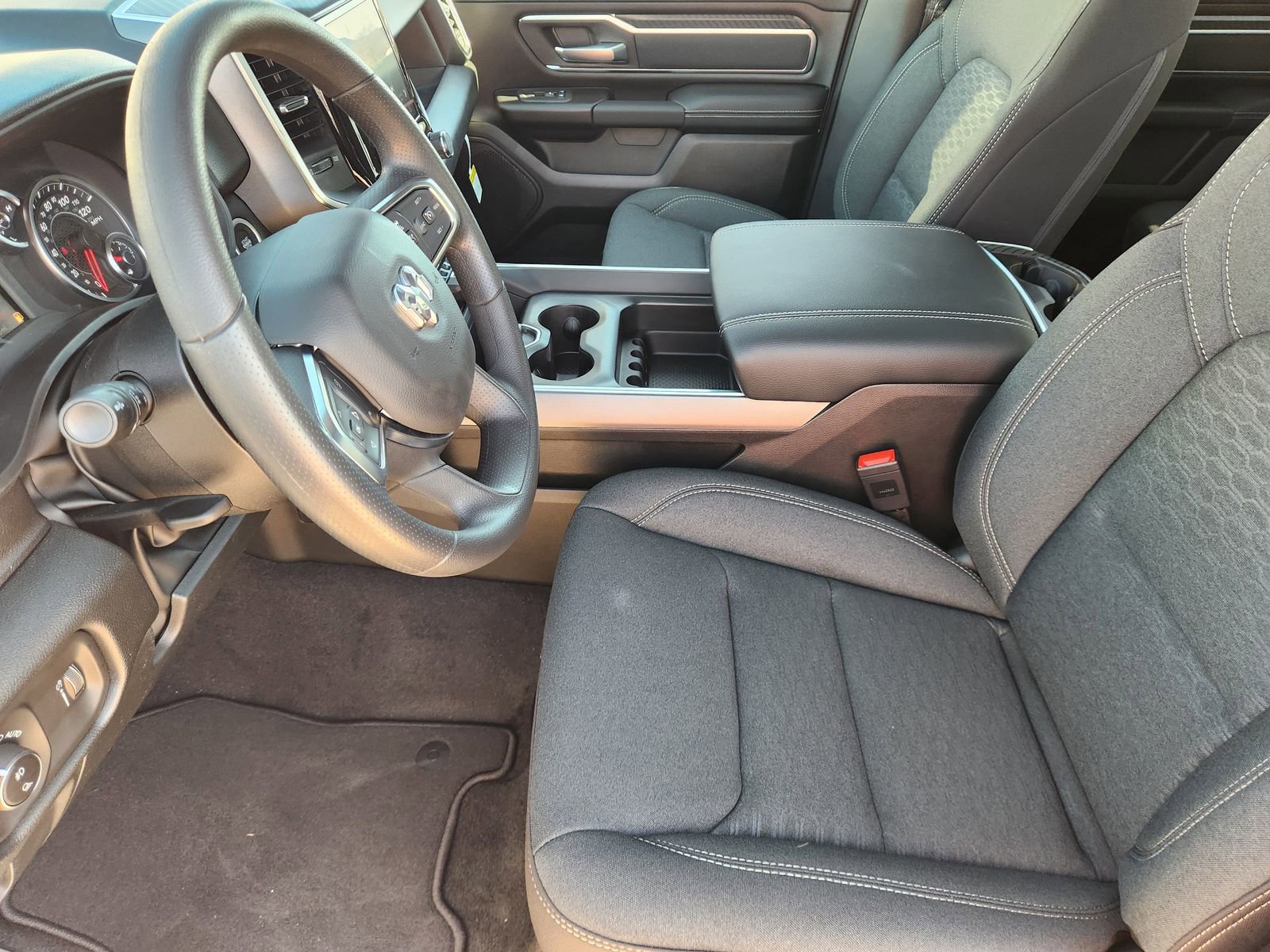 New 2026 RAM 1500 4x4 Crew Cab image 12