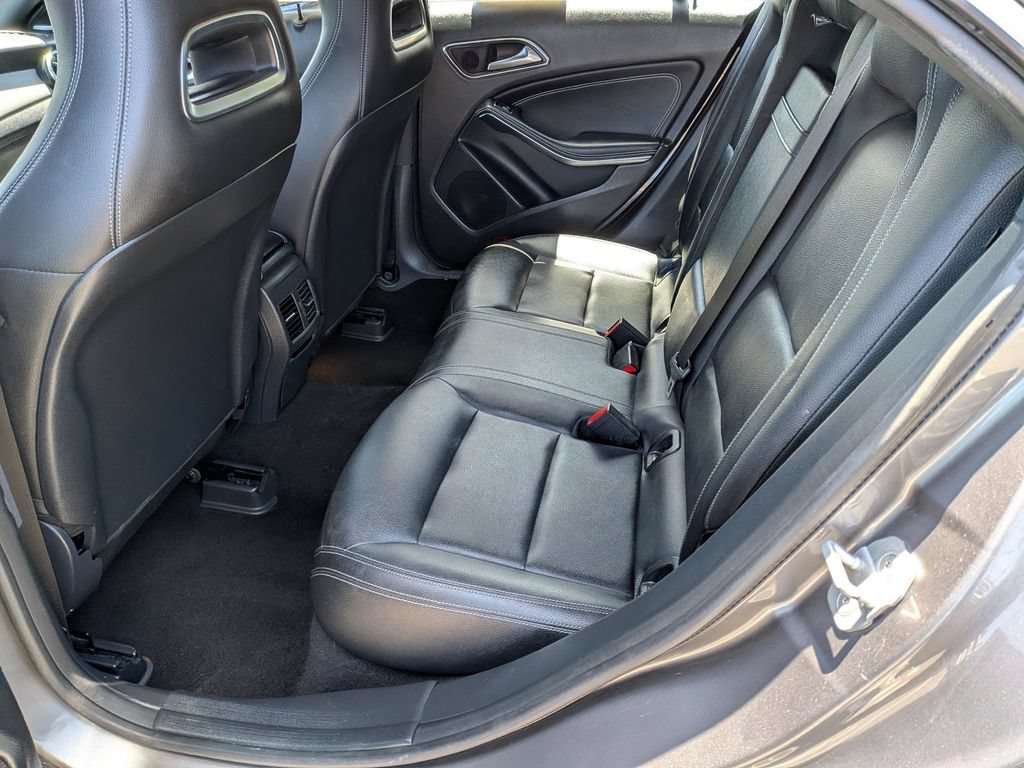 Used 2018 Mercedes-Benz CLA 250 image 35