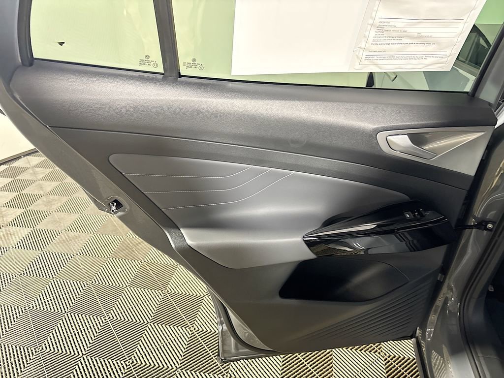 Certified 2024 Volkswagen ID.4 Pro S image 21