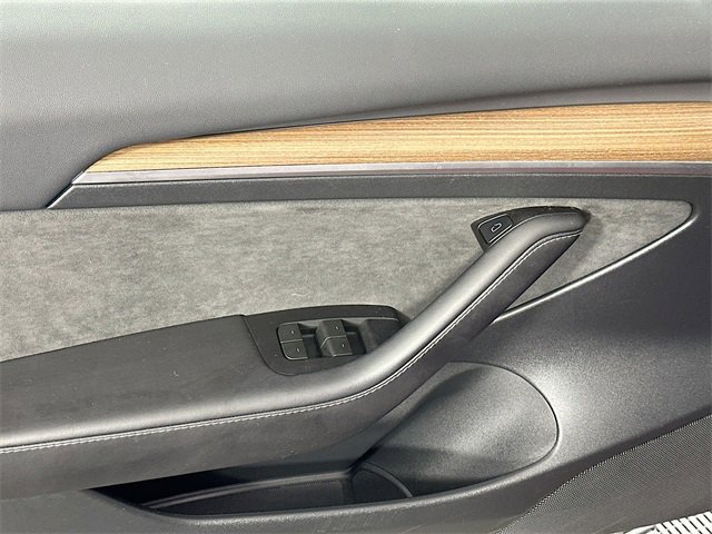 Used 2023 Tesla Model 3 Performance image 21