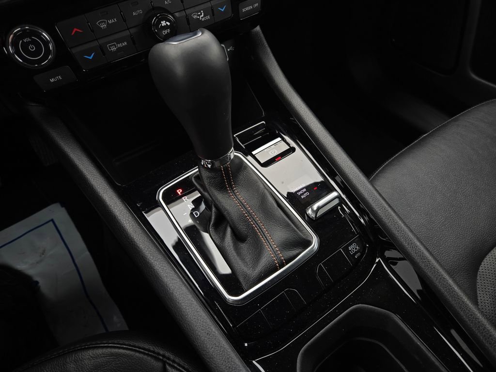 Used 2022 Jeep Compass Limited image 24