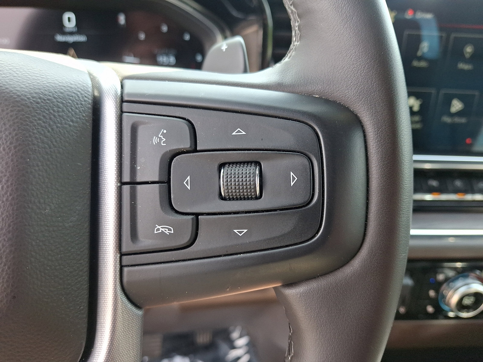 Used 2024 GMC Sierra 1500 SLT w/ SLT Premium Plus Package AWD/4WD image 21