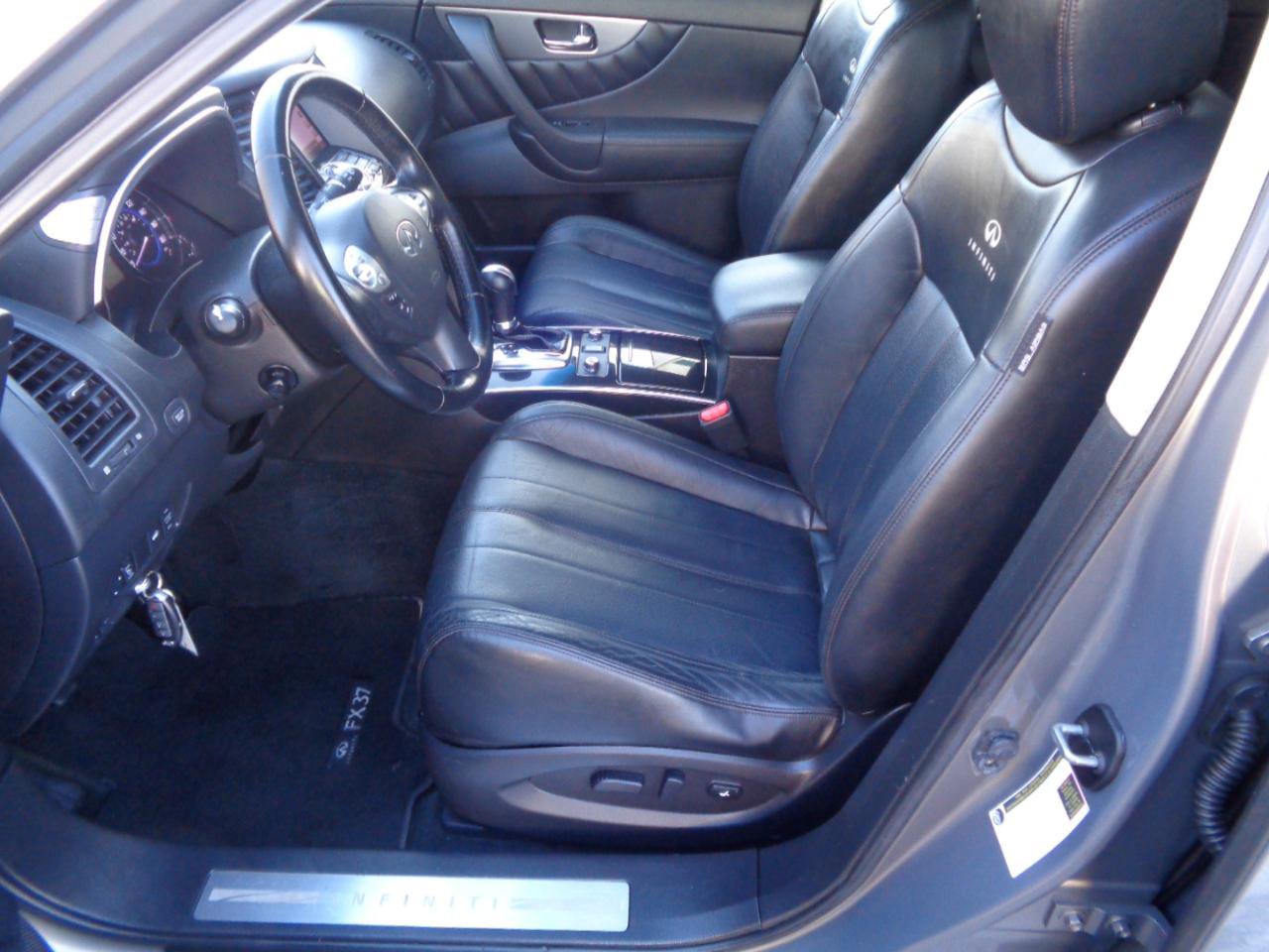 Used 2013 INFINITI FX37 AWD 4dr w/ Premium Pkg image 22