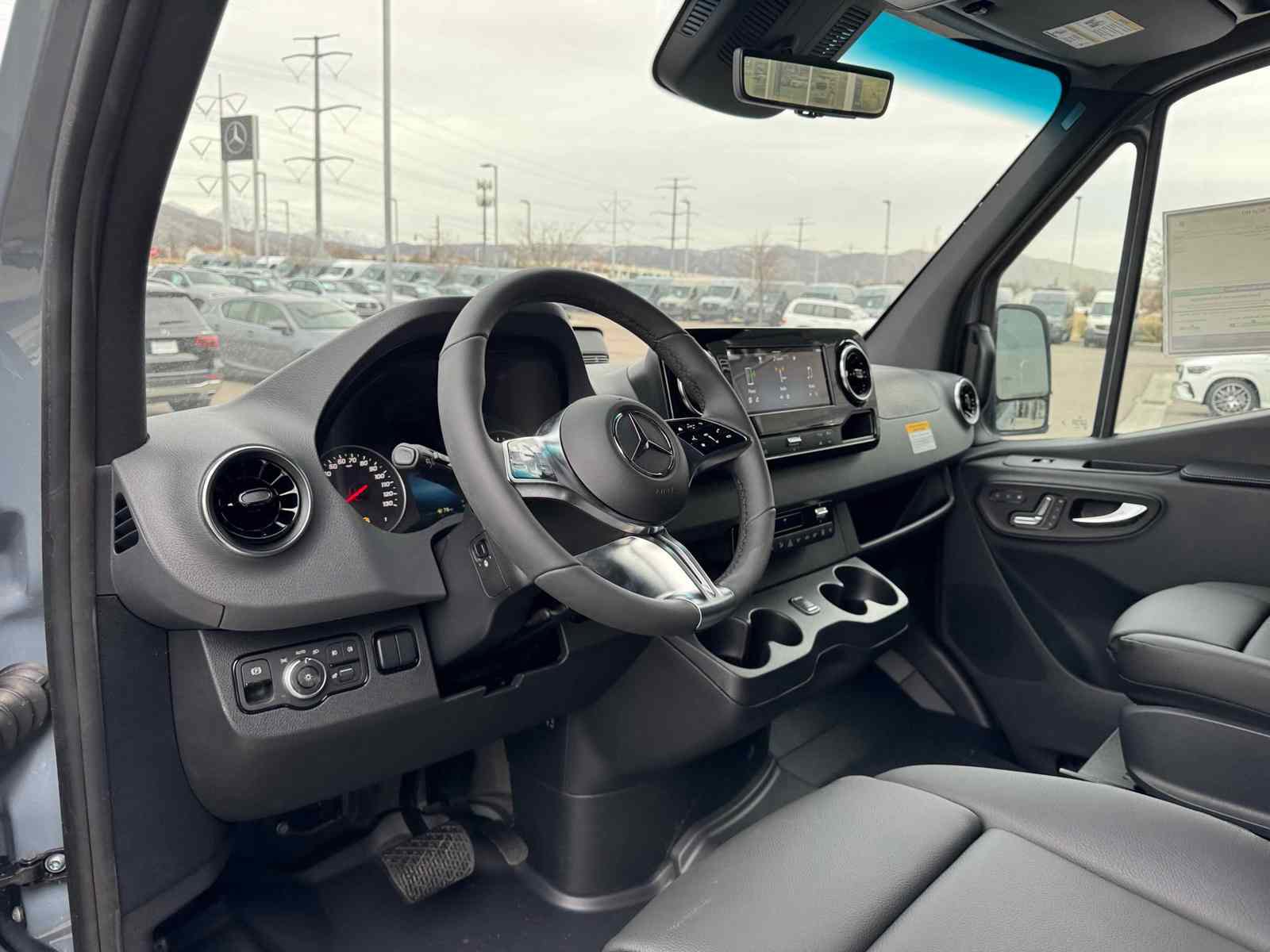 New 2025 Mercedes-Benz Sprinter 2500 image 25