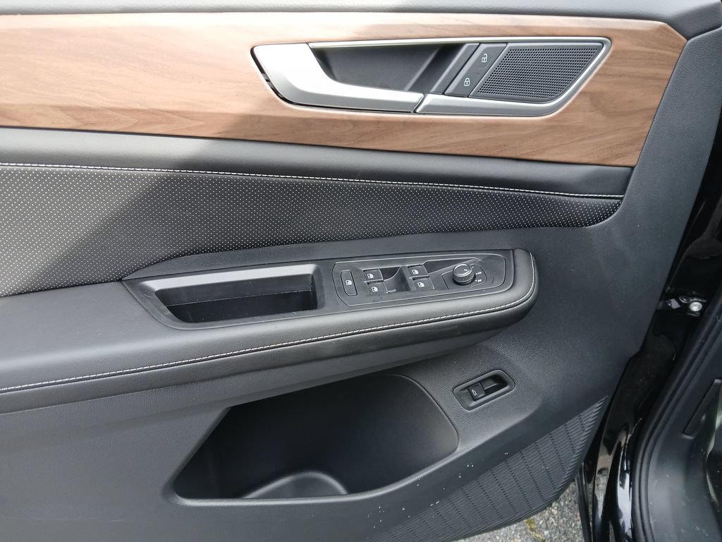 New 2026 Volkswagen Atlas SE FWD image 11