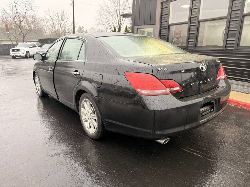 Used 2009 Toyota Avalon Limited FWD image 4
