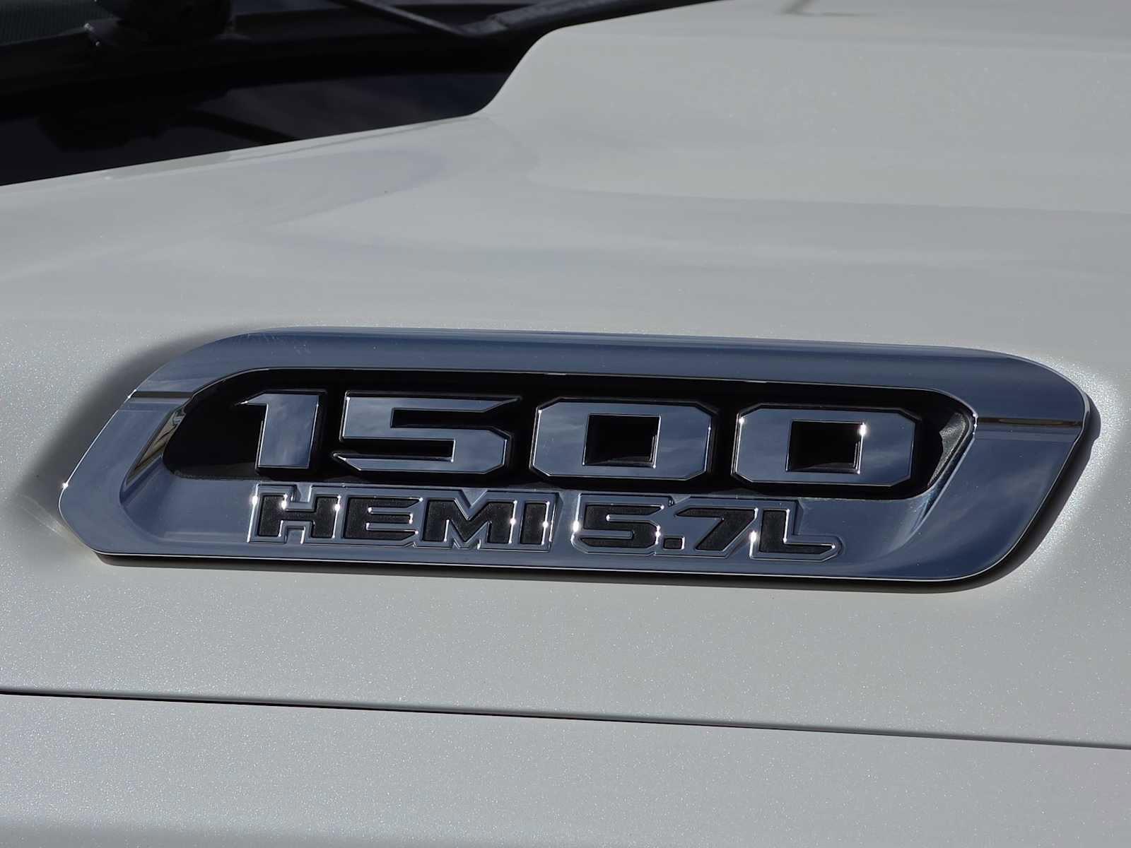 Used 2019 RAM 1500 Limited AWD/4WD image 11