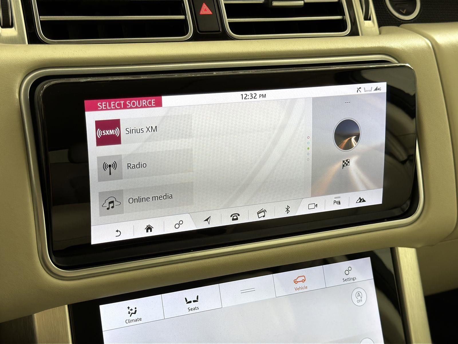 Used 2019 Land Rover Range Rover Supercharged image 17