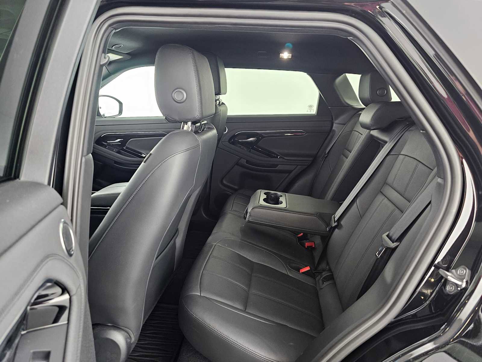 Used 2023 Land Rover Range Rover Evoque R-Dynamic SE image 20