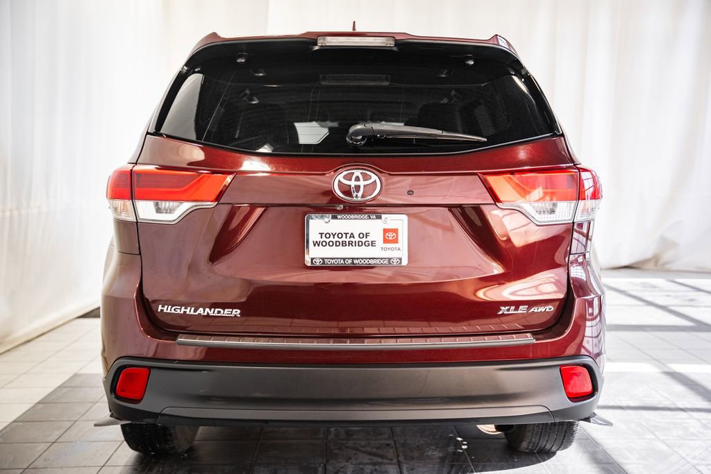 Used 2019 Toyota Highlander XLE image 5