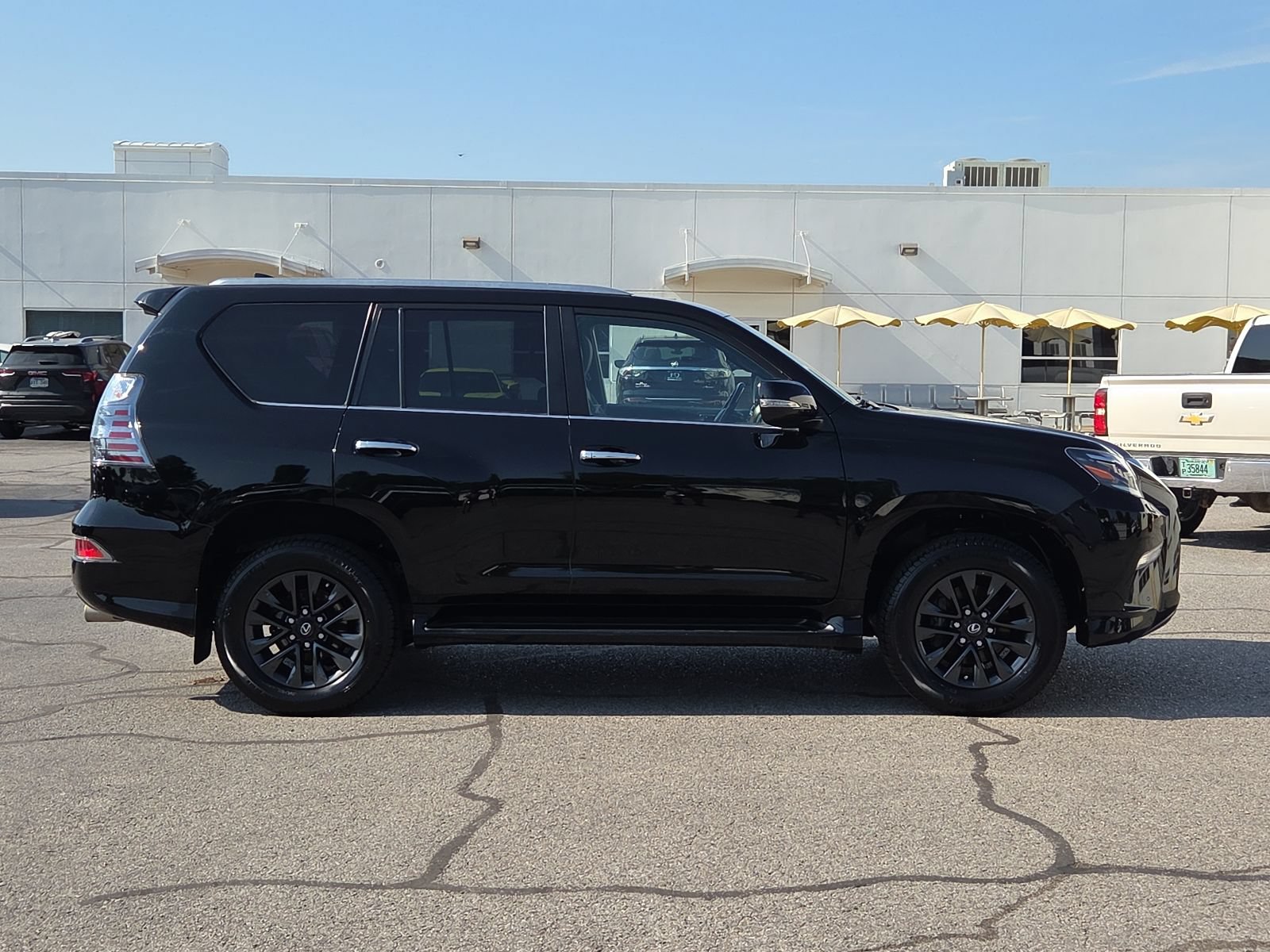 Used 2022 Lexus GX 460 Premium w/ Premium Plus Package AWD/4WD image 15
