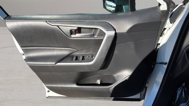 Used 2024 Toyota RAV4 XLE image 17