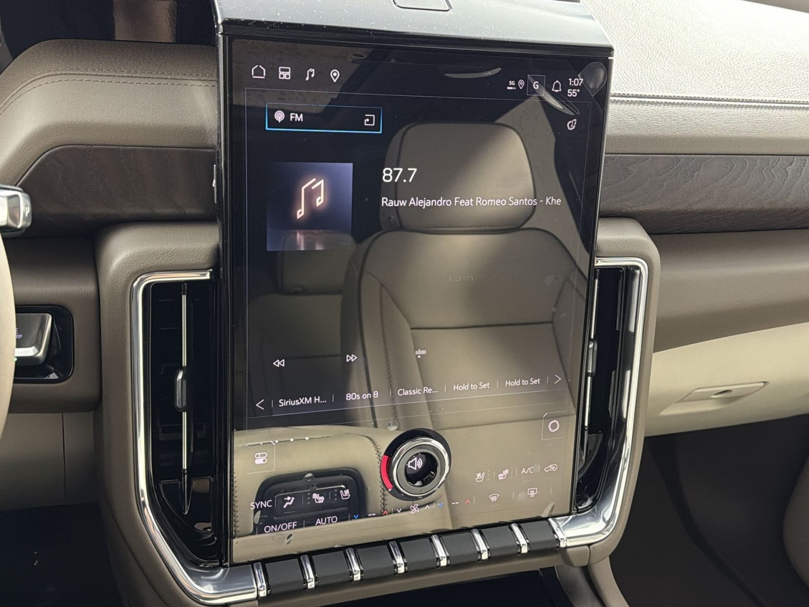 New 2026 GMC Yukon XL Denali w/ Denali Reserve Package AWD/4WD image 18