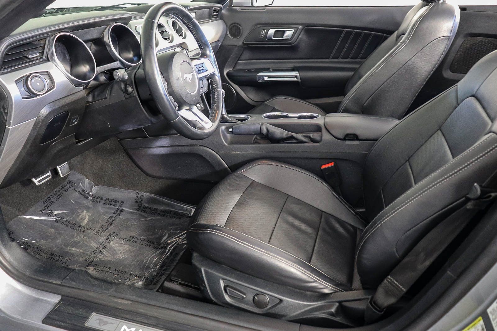 Used 2022 Ford Mustang Premium image 17