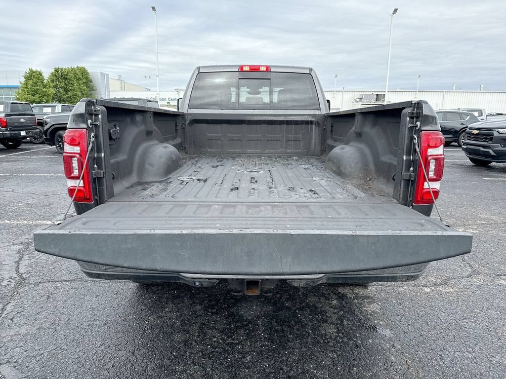 Used 2024 RAM 3500 Big Horn w/ Level 2 Equipment Group AWD/4WD image 24