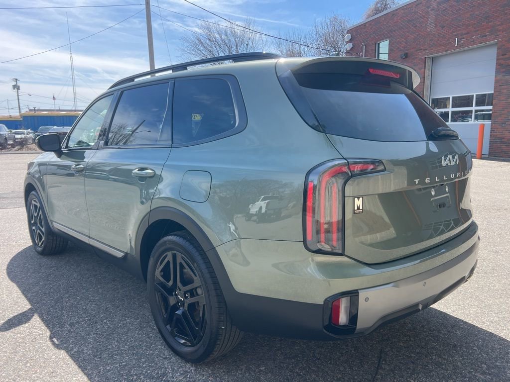 Used 2023 Kia Telluride EX X-Line image 3