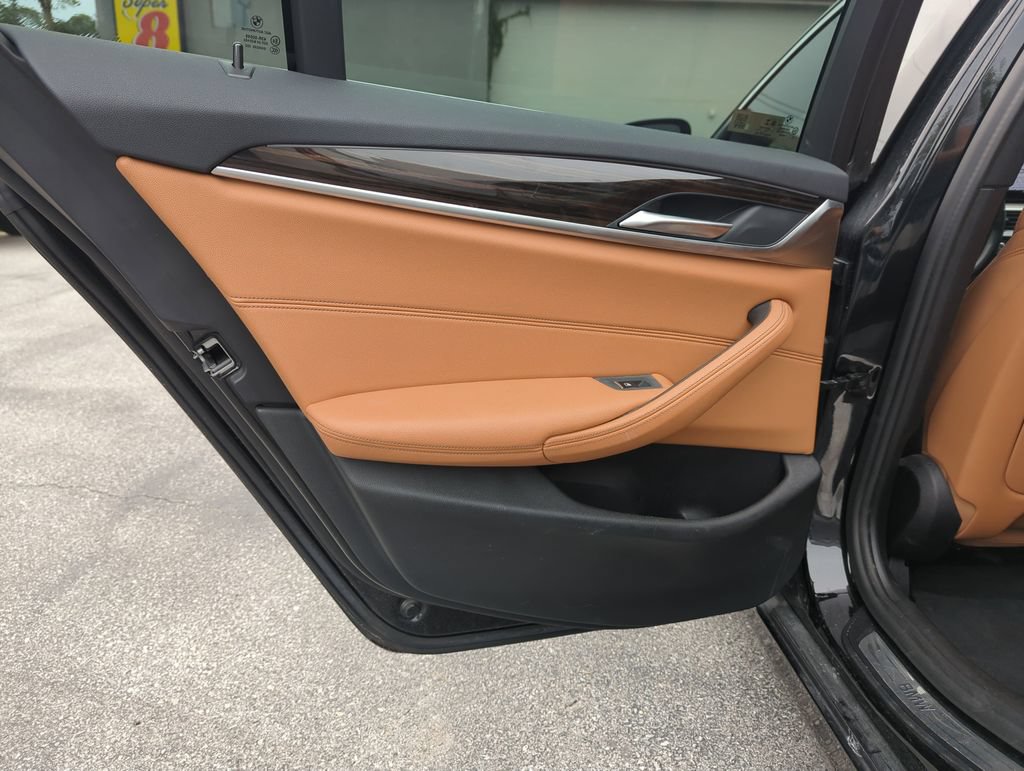 Used 2021 BMW 540i RWD image 28