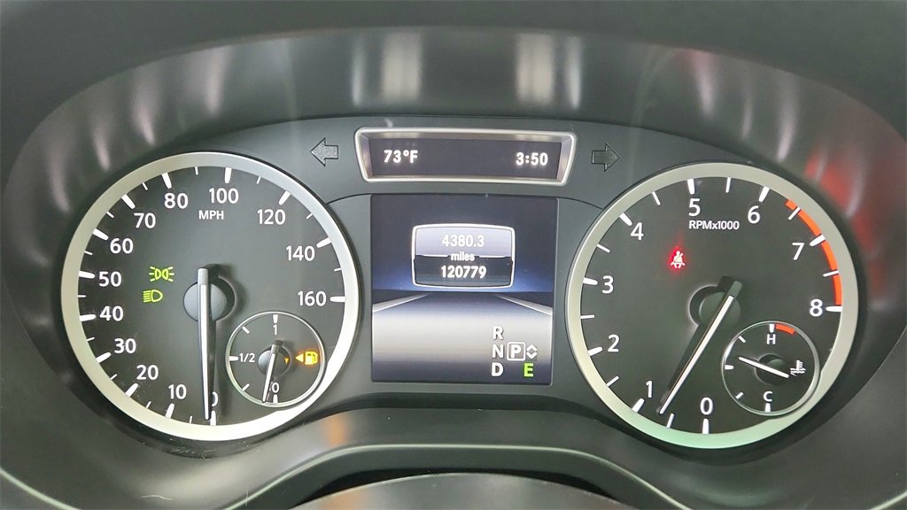 Used 2018 INFINITI QX30 Sport w/ Sport Leather Package image 14