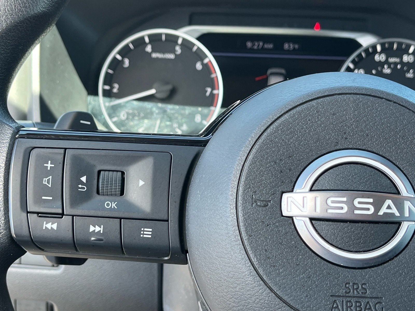 Used 2022 Nissan Rogue SV AWD/4WD image 19