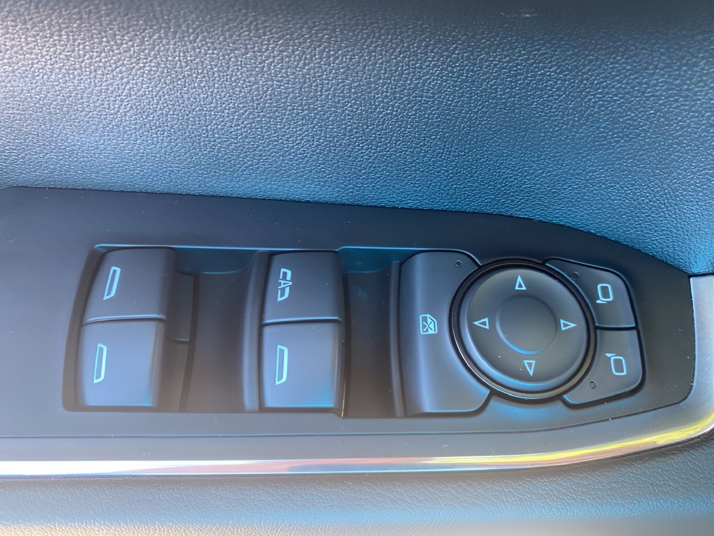 Used 2024 Chevrolet Silverado 1500 LT AWD/4WD image 11