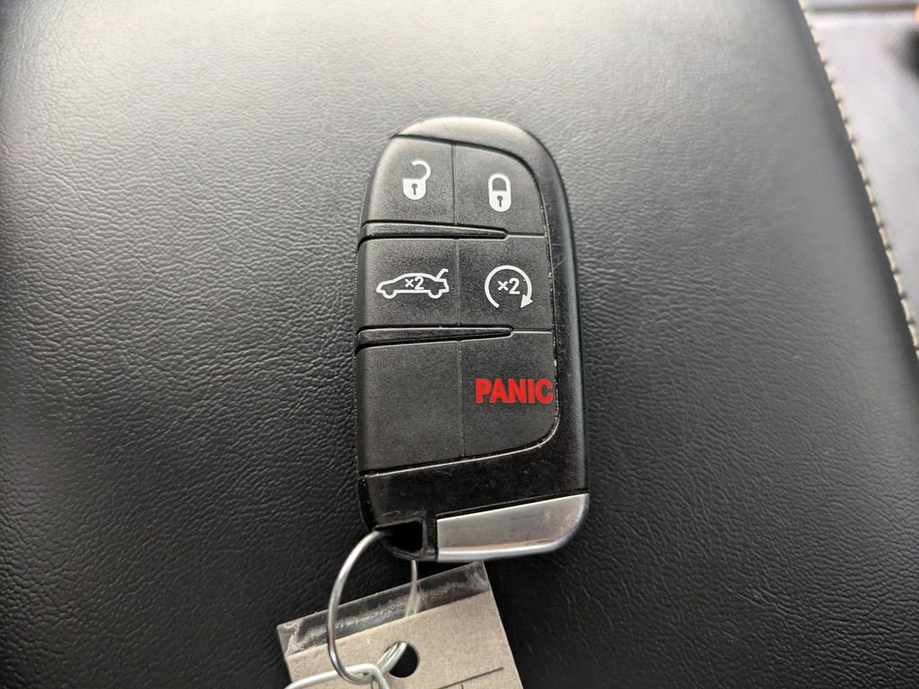 Used 2022 Chrysler 300 S w/ Comfort Group image 33