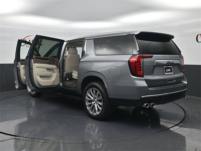Used 2023 GMC Yukon XL Denali image 33