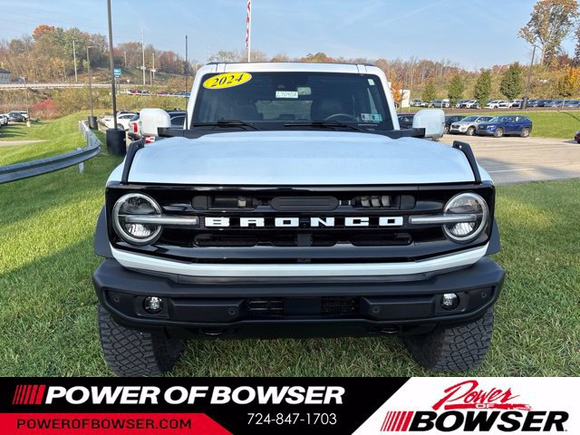 Used 2024 Ford Bronco Outer Banks w/ Sasquatch Package AWD/4WD image 8