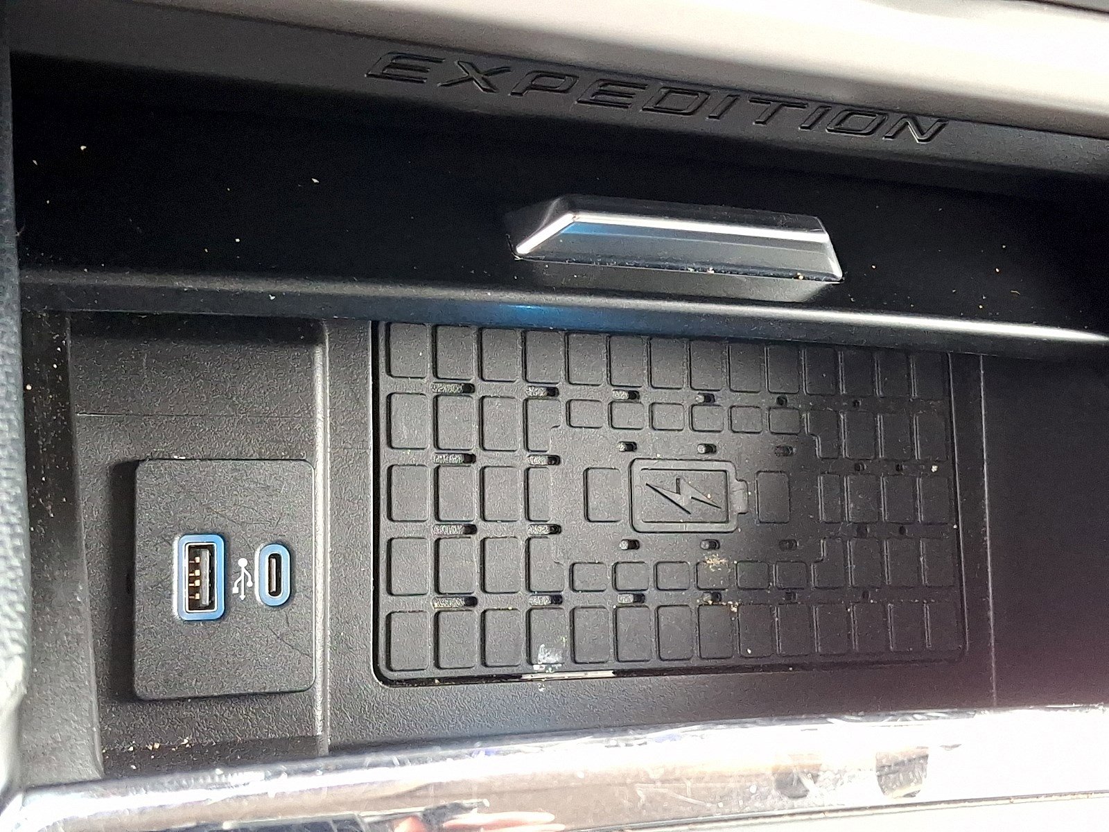 Certified 2024 Ford Expedition XLT AWD/4WD image 22