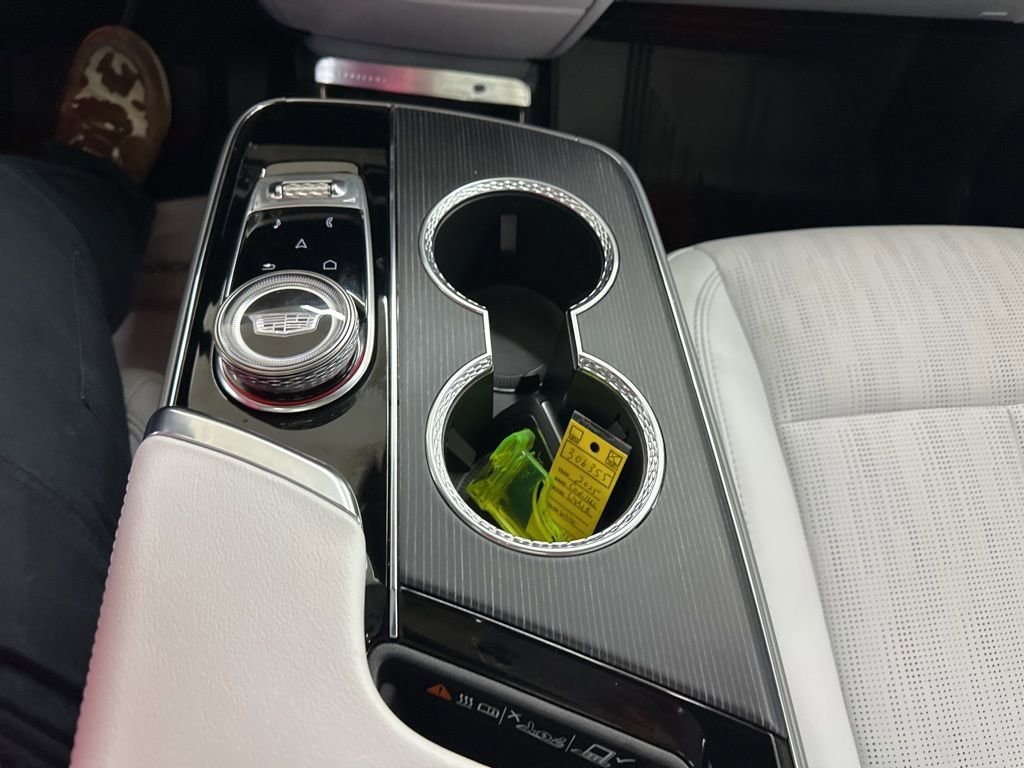 Certified 2025 Cadillac Lyriq Luxury image 42