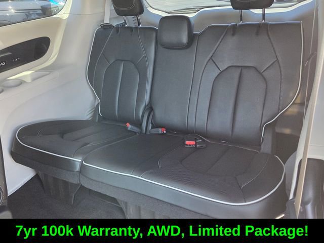 Used 2022 Chrysler Pacifica Limited w/ Uconnect Theater Family Group AWD/4WD image 12