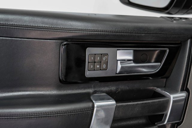 Used 2015 Land Rover LR4 HSE LUX image 47