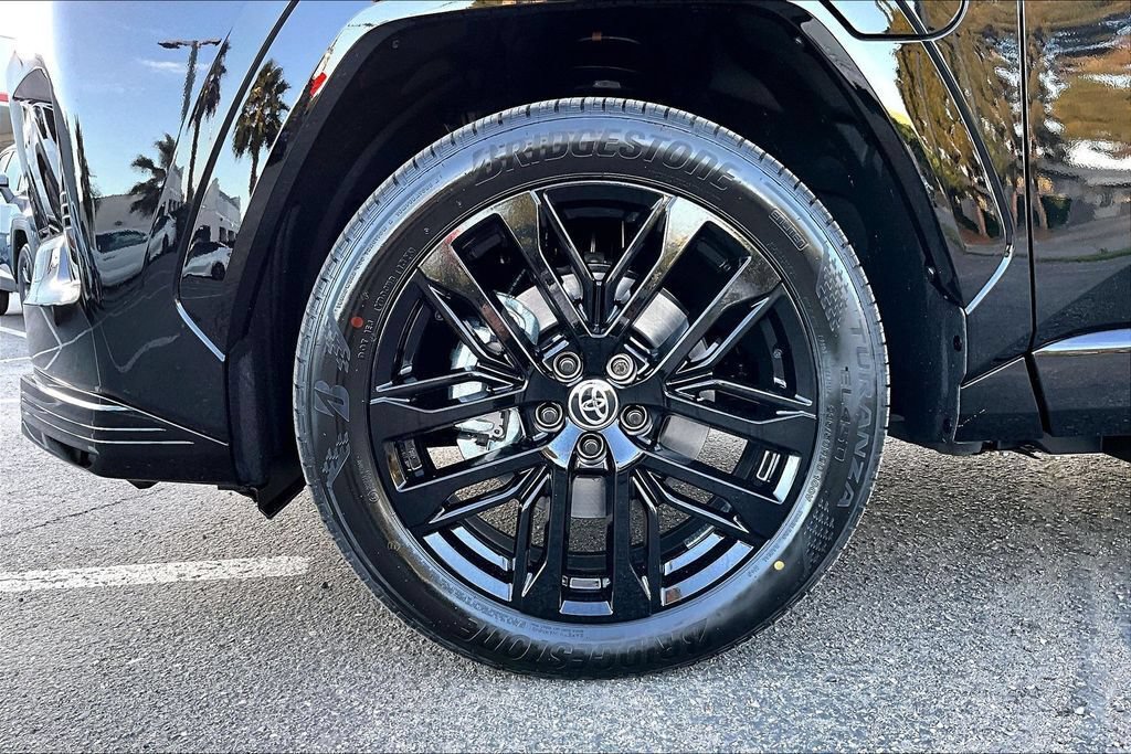 New 2026 Toyota RAV4 XSE AWD/4WD image 12