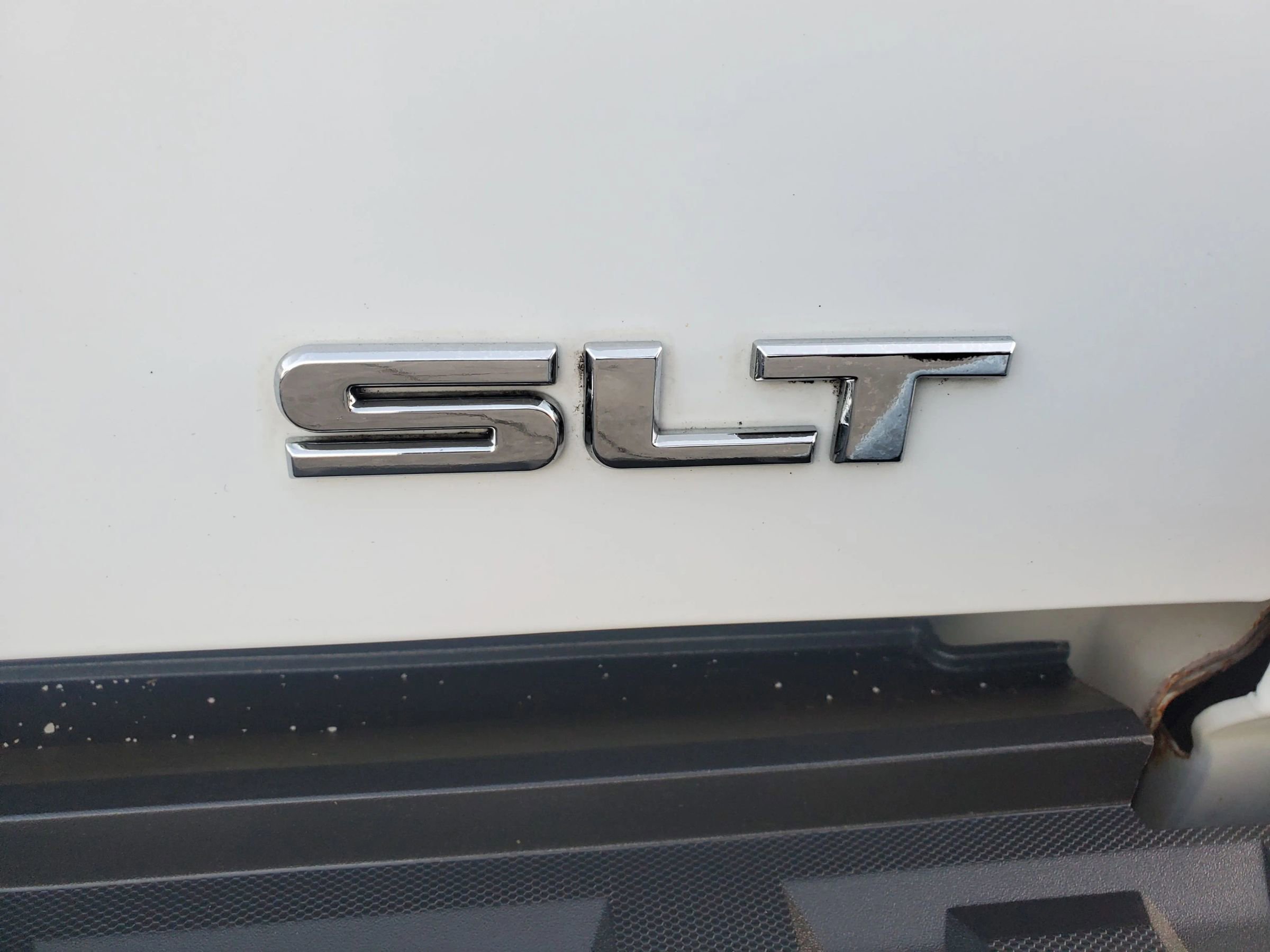 Used 2016 GMC Sierra 1500 SLT w/ SLT Premium Package AWD/4WD image 17