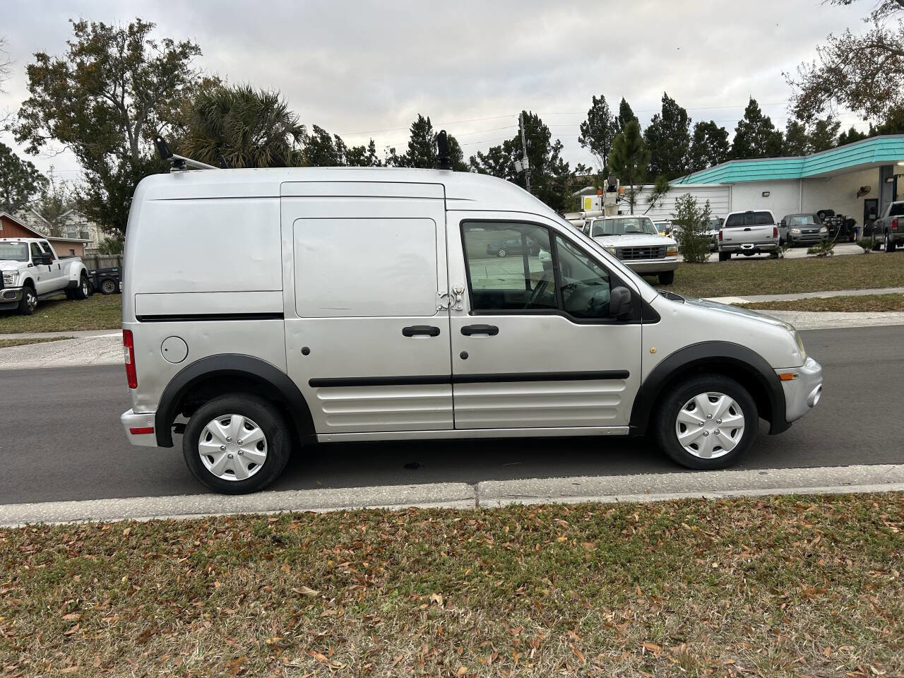 Used 2012 Ford Transit Connect XL FWD image 3
